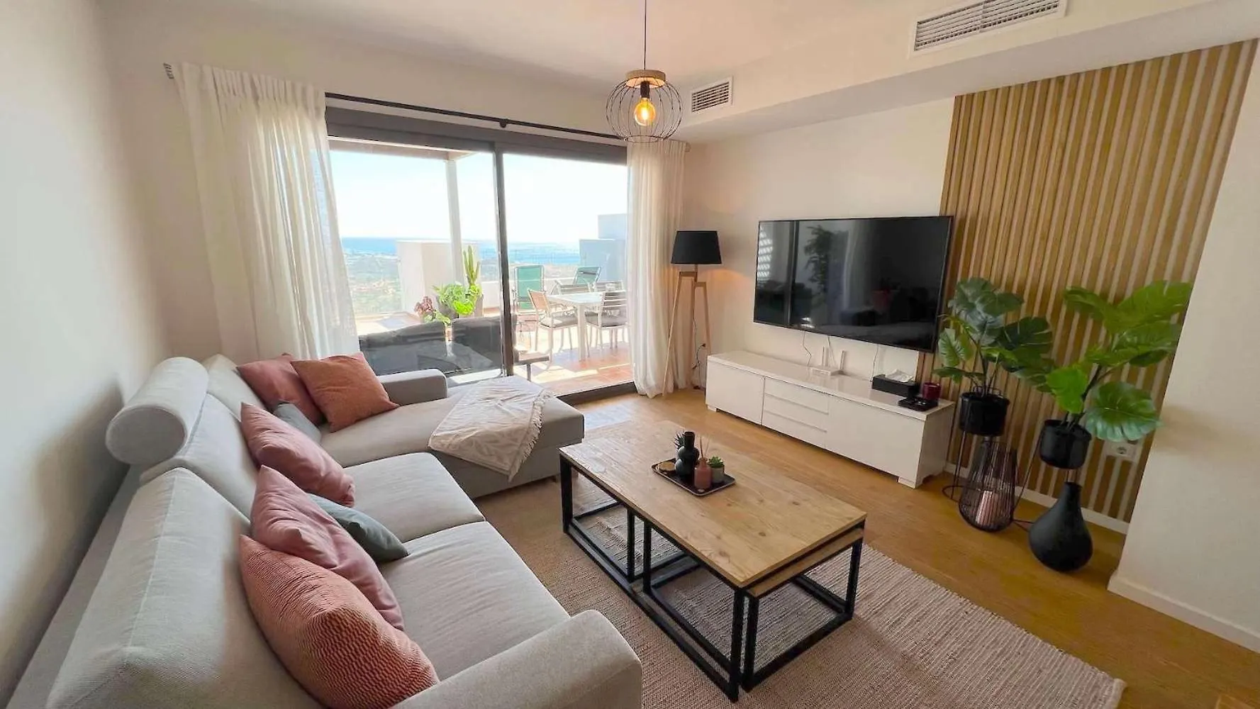 Bohemian-Chic Hideaway With Sun-Drenched Terrace Apartment La Cala De Mijas Spain